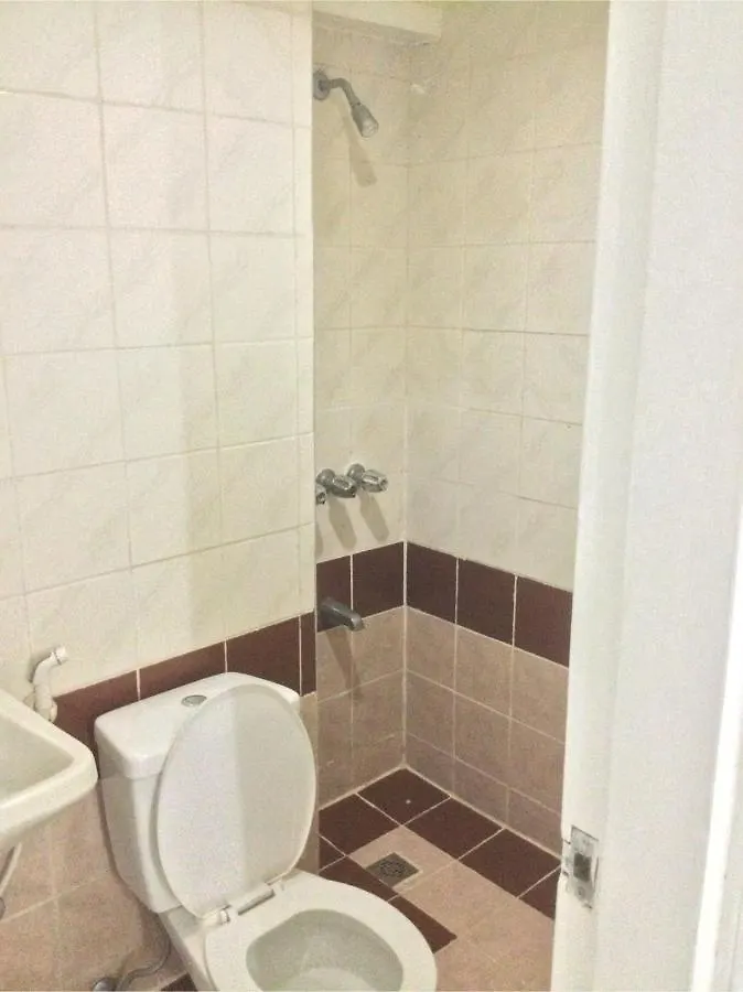 ** Otel Oyo 817 Vista Apartelle Mandaluyong Filipinler